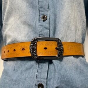 Vintage Tungho Tooled Leather Western Belt | Ornate Black Buckle